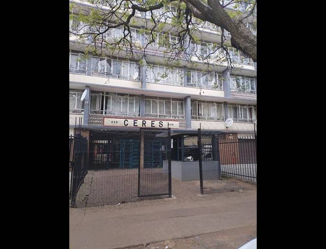 5 BEDROOM APARTMENT FOR SALE IN PRETORIA